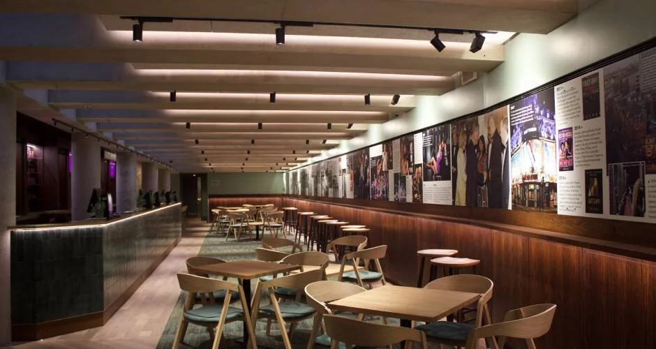 Shaftesbury Theatre - 1911 Bar